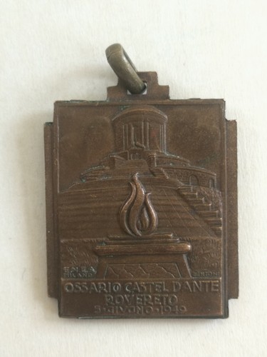 Medaglia ossario castel - ossario,