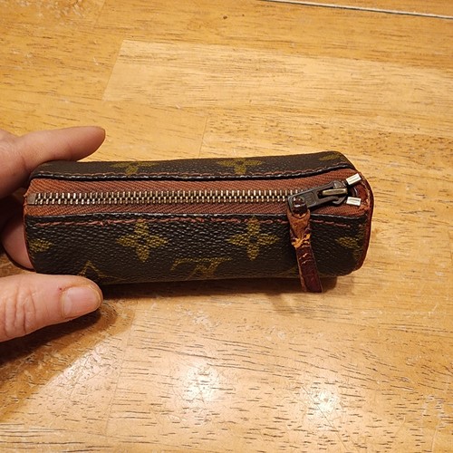 Louis vuitton monogram - vuitton, canvas
