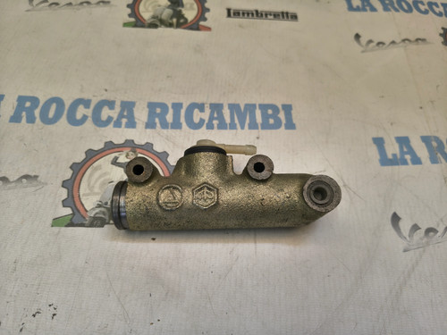 Pompa freni ape car 703 - pompa,