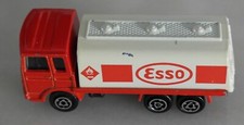 MAJORETTE - Saviem - Autocisterna Esso - (Francia)