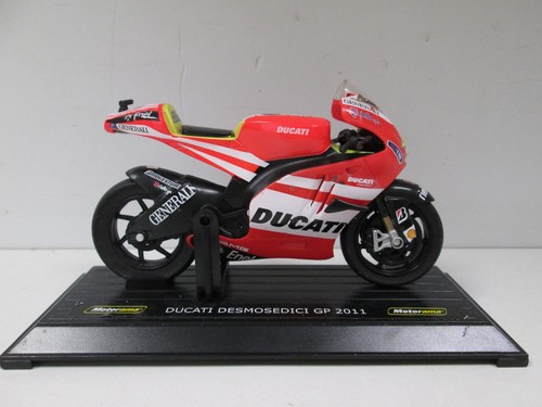 Ducati desmosedici gp11 - ducati,
