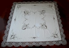 Tovaglia da Tè + 6 tovaglioli , Centro tavolo Cottone Ricamata a mano • Vintage