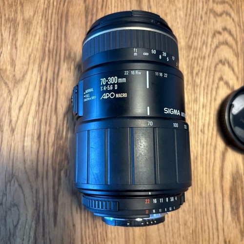 Sigma 300 6 d - f/4-5.6,