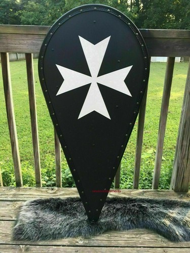 Cavaliere medievale forma di - a,