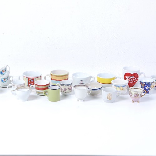Set tazze ceramica miste - 21,