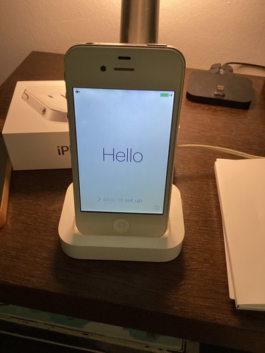 Iphone blanco 8gb base - 4,