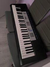 pianoforte digitale aperto mai usato