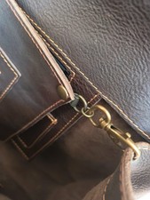 Cartella in pelle produzione