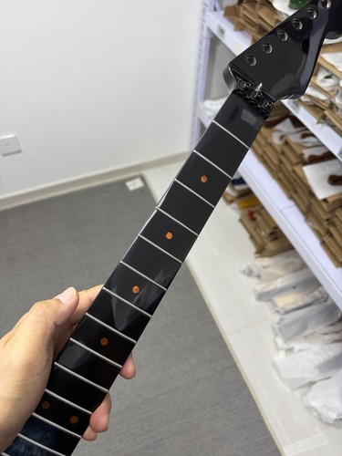 Manico chitarra elettrica - chitarra,