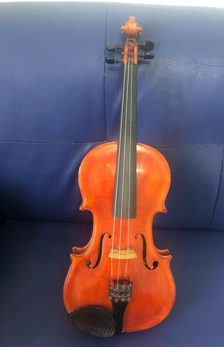Violino artigianale”