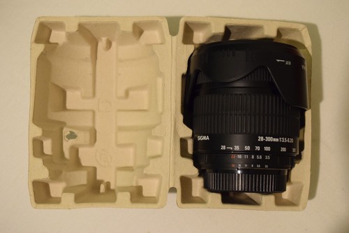 Sigma 300 5 6 - mm, f/3.5-6.3