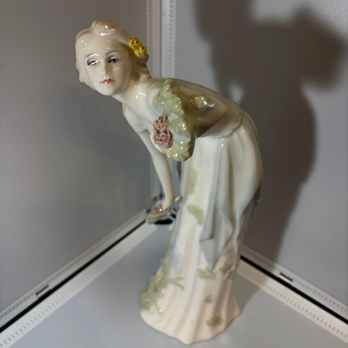 Statuina bambola ceramica