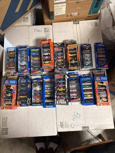 Hot wheels racing - racing, champions