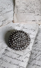 Antica Spilla Vittoriana, metallo colore bronzo, strass colore argento, d.4,8 cm