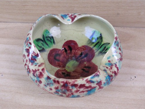 Vecchio posacenere ceramica - vecchio,