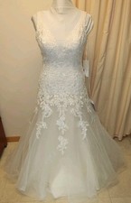NEW PRONOVIAS White One  Fit &