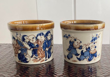 raro set di 2 piccoli vasi per