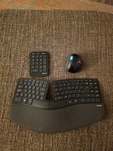 Tastiera desktop ergonomica