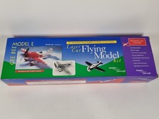 Dumas Gee Bee Model E Balsa Model Aircraft Kit Gomma Alimentato Volante n. 302