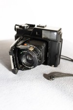 Fuji FujicaGS645 + macro kit |