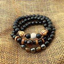 Stock Di 3 Braccialetti A