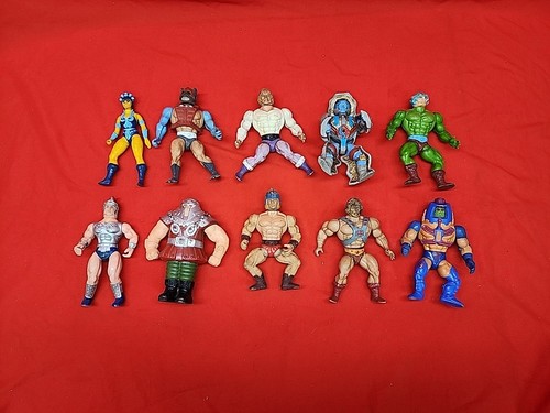 Man motu grandi figure - man,