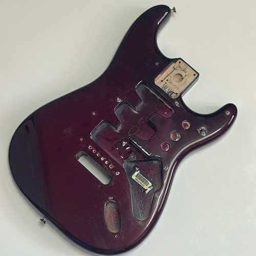 Corpo ontano fender mim - in,