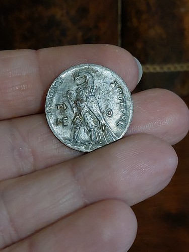 Riproduzione moneta greca - riproduzione,