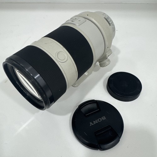 Sony 200mm 4 - 70-200mm, f/4