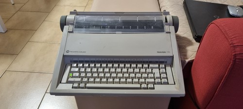 Macchina scrivere - macchina, da