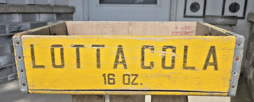 Vassoio cassa bibite vintage