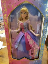 Bambola Aurora edizione limitata 65 anniversario La Bella Addormentata nel Bosco