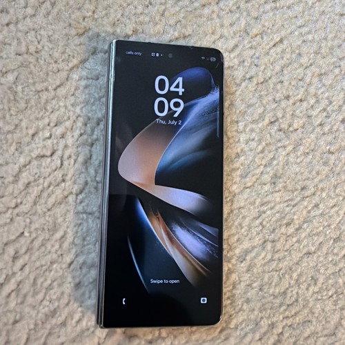 Samsung galaxy fold 512 - fold, 4