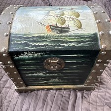 baule in legno cammello