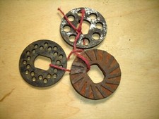 VECCHIE PIASTRE, DISCHI TRAFILE IN FERRO PER TRITACARNE - 3 PEZZI DIAMETRO CM.5