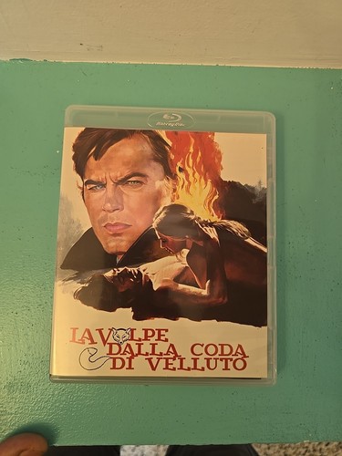 Volpe dalla coda - la, di