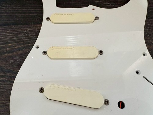Set pickup fender - 3, lace