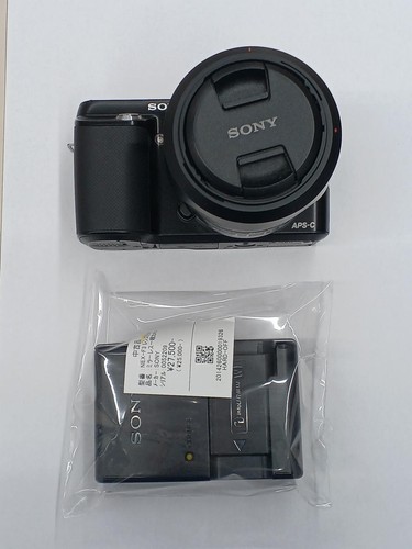 Mirrorless camera lens set - camera,