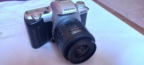 Pentax con obiettivo - mz,