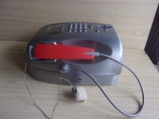 telecom italia un telefono pubblico digito a scheda .