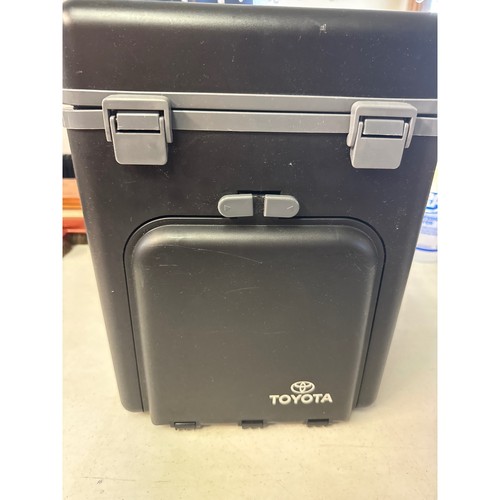 Toyota picnic cooler - picnic,