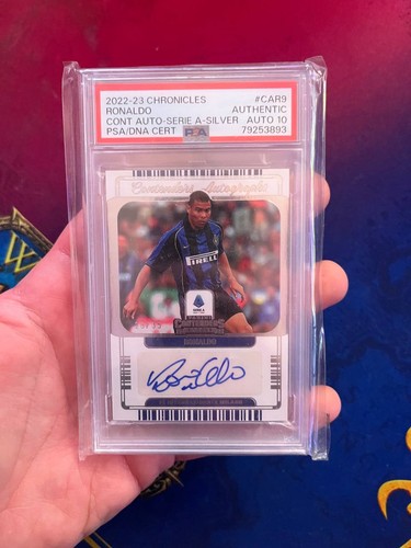 Ronaldo inter autograph graded - ronaldo,