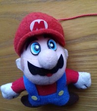 Pupazzo Supermario Nintendo in panno - appendibile con ventosa