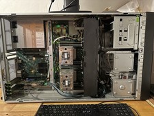 Fujitsu Primergy TX2550 M4 - CPU Dual Xeon Gold 6136, 320 GB di RAM, 2 TB di SSD