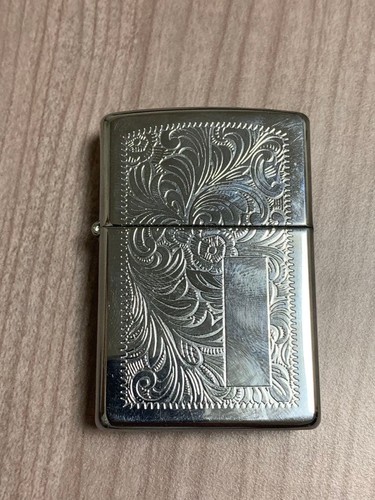 Zippo fuori produzione