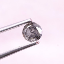 Diamante nero-grigio naturale