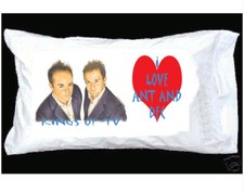 ANT & DEC 'I LOVE ANT AND DEC' pillowcase with red heart