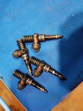 INIETTORI 4 PEZZI DIESEL AUDI A4 B5 1 SERIE ORIGINALE USATO