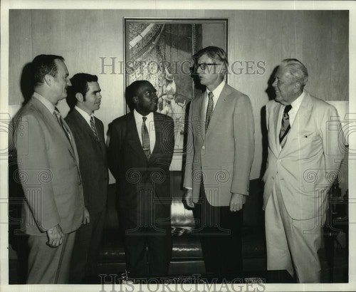 1970 press photo - photo, of