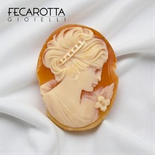 Antico Cammeo da Matrona Romana "Cornelia" in conchiglia - XIX Secolo